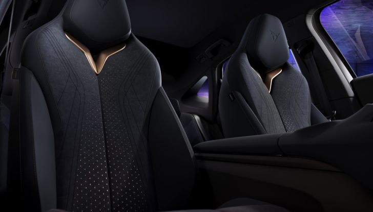 Cupra Tavascan: debutta il primo SUV coupé 100% elettrico del marchio - Foto 17 di 26