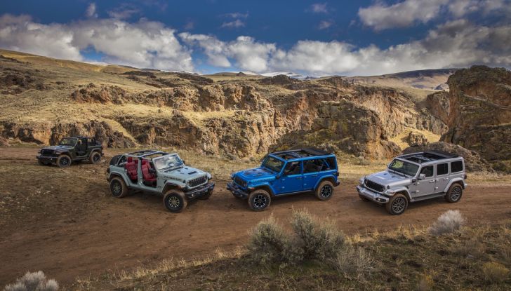 Jeep Wrangler 2024: svelato il nuovo model year dell’iconico fuoristrada - Foto 2 di 19