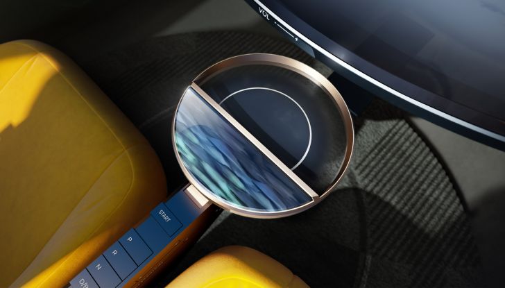 Lancia Gamma, la nuova top di gamma del brand avrà 700 km di autonomia - Foto 8 di 12