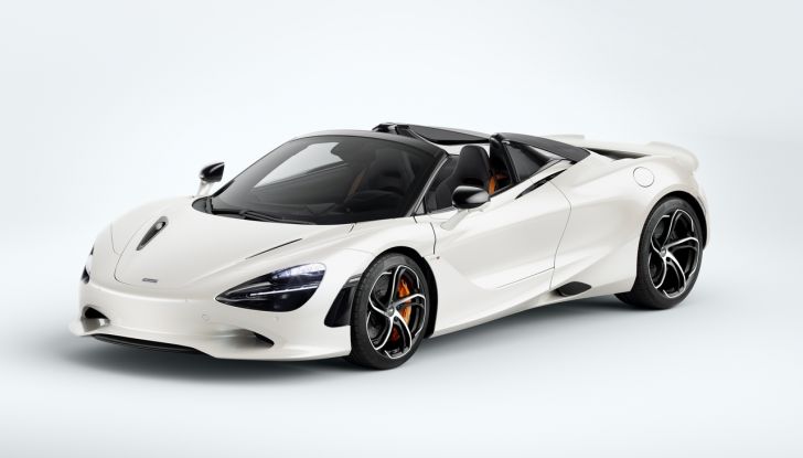 McLaren 750S: debutta la supercar più leggera e potente del marchio - Foto 11 di 75