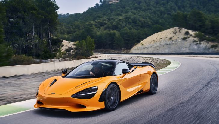 McLaren 750S: debutta la supercar più leggera e potente del marchio - Foto 60 di 75