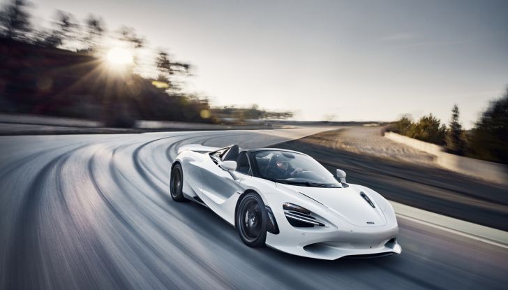 McLaren 750S: debutta la supercar più leggera e potente del marchio - Foto 72 di 75