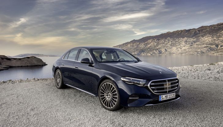 Mercedes Classe E 2024: caratteristiche e motori della nuova generazione - Foto 17 di 124