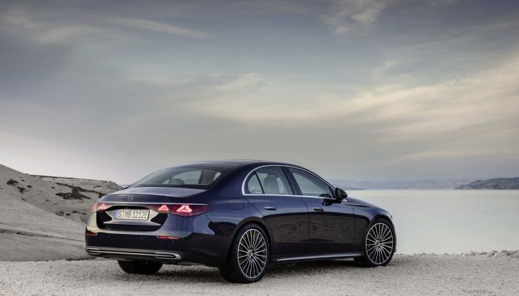 Mercedes Classe E 2024: caratteristiche e motori della nuova generazione - Foto 19 di 124