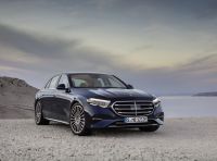 Mercedes Classe E 2024: caratteristiche e motori della nuova generazione