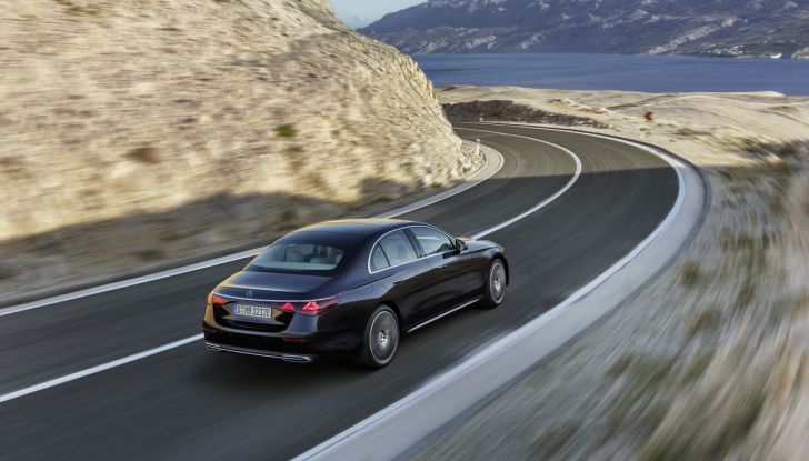 Mercedes Classe E 2024: caratteristiche e motori della nuova generazione - Foto 5 di 124