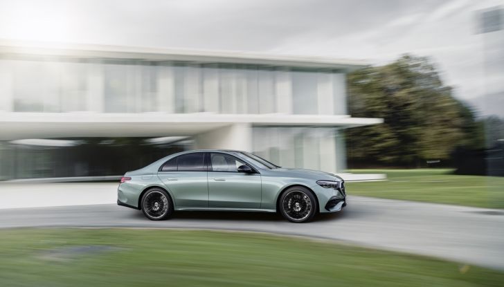 Mercedes Classe E 2024: caratteristiche e motori della nuova generazione - Foto 55 di 124