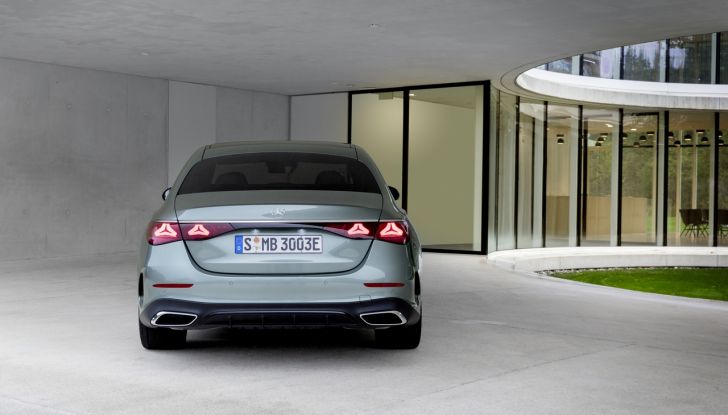 Mercedes Classe E 2024: caratteristiche e motori della nuova generazione - Foto 69 di 124