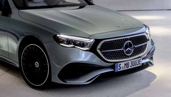 Mercedes Classe E 2024: caratteristiche e motori della nuova generazione - Foto 72 di 124