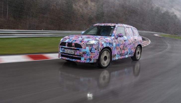 Mini Countryman 2024: prime immagini ufficiali della nuova generazione - Foto 1 di 37