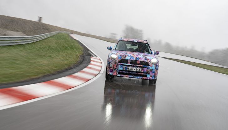 Mini Countryman 2024: prime immagini ufficiali della nuova generazione - Foto 20 di 37