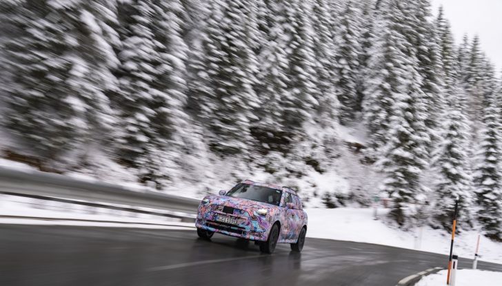 Mini Countryman 2024: prime immagini ufficiali della nuova generazione - Foto 28 di 37
