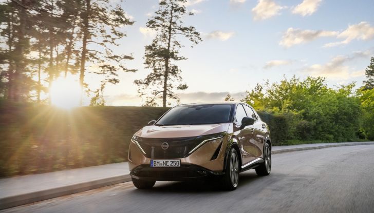 Nissan Ariya, la gamma si arricchisce di tre nuovi allestimenti: Engage, Advanced ed Evolve+ - Foto 9 di 11