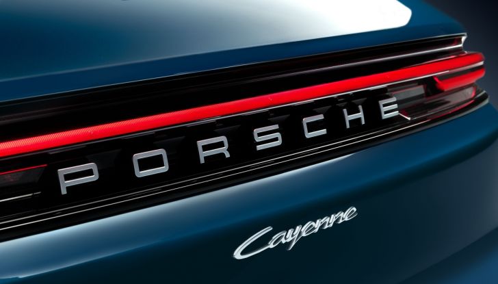 Porsche Cayenne MY2024: motori, design, allestimenti e prezzi - Foto 6 di 48