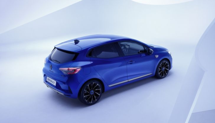 Nuova Renault Clio 2024: motori, design, allestimenti e abitacolo - Foto 19 di 37
