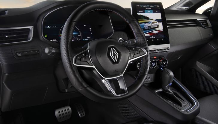 Nuova Renault Clio 2024: motori, design, allestimenti e abitacolo - Foto 35 di 37