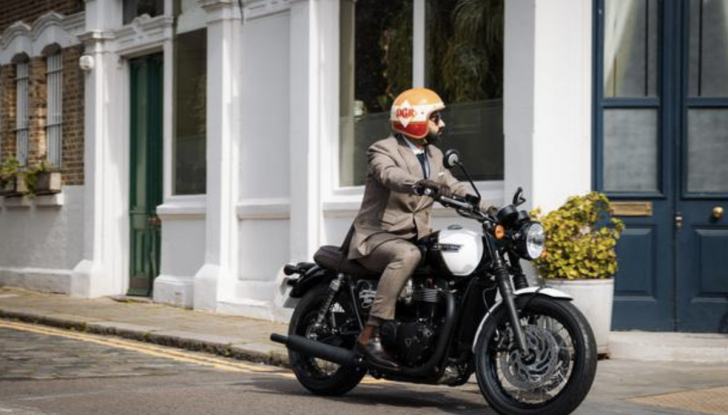 Triumph Bonneville T120 Black DGR Limited Edition: 250 esemplari per una ricorrenza speciale - Foto 7 di 12