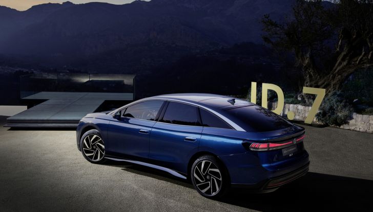 Volkswagen ID.7: la nuova berlina elettrica finalmente disponibile in Italia - Foto 26 di 132