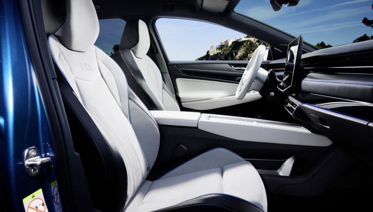 Volkswagen ID.7: la nuova berlina elettrica finalmente disponibile in Italia - Foto 20 di 132