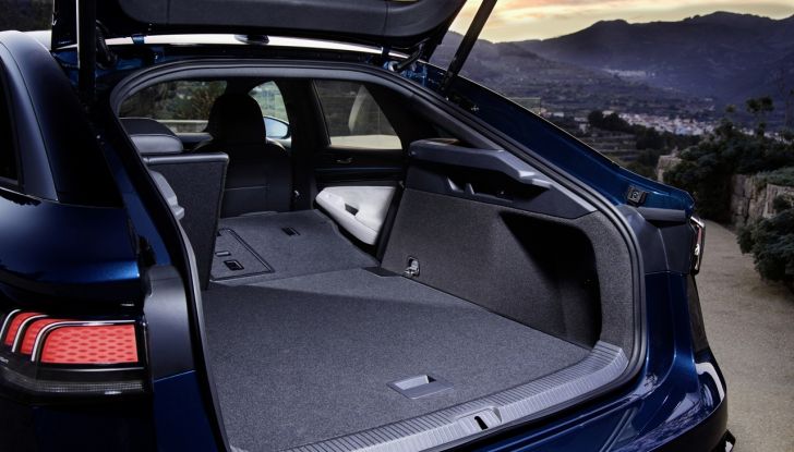 Volkswagen ID.7: la nuova berlina elettrica finalmente disponibile in Italia - Foto 14 di 132