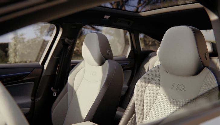 Volkswagen ID.7: la nuova berlina elettrica finalmente disponibile in Italia - Foto 100 di 132