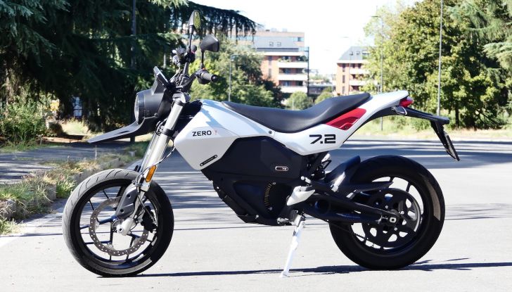 Zero Motorcycles FXE, test ride della moto elettrica dal carattere peperino - Foto 24 di 41