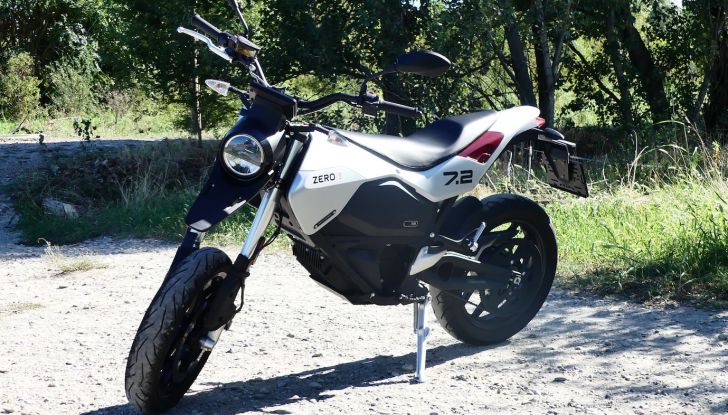 Zero Motorcycles FXE, test ride della moto elettrica dal carattere peperino - Foto 38 di 41