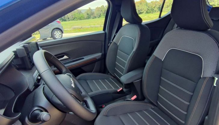 Direttore vendite Dacia: “Prezzi troppo alti, molti non possono più comprare un’auto nuova” - Foto 8 di 17