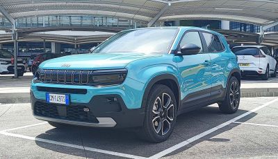 Jeep Avenger: prova su strada e autonomia del B-SUV 100% elettrico