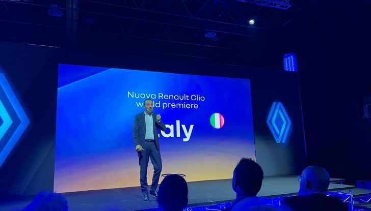 Nuova Renault Clio 2024: motori, design, allestimenti e abitacolo - Foto 23 di 37