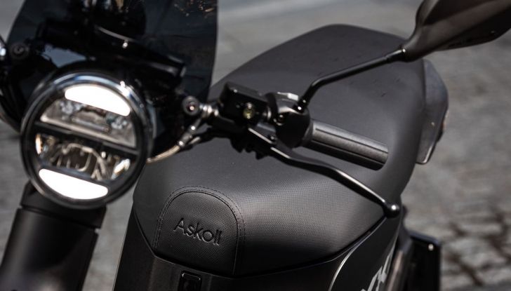 Askoll XKP 2.8: caratteristiche e prezzi dello scooter elettrico - Foto 3 di 11