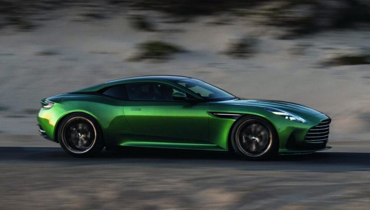 Aston Martin DB12: presentata ufficialmente la nuova sportiva da 680 CV - Foto 36 di 58