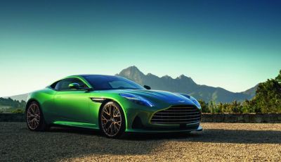 Aston Martin DB12: presentata ufficialmente la nuova sportiva da 680 CV