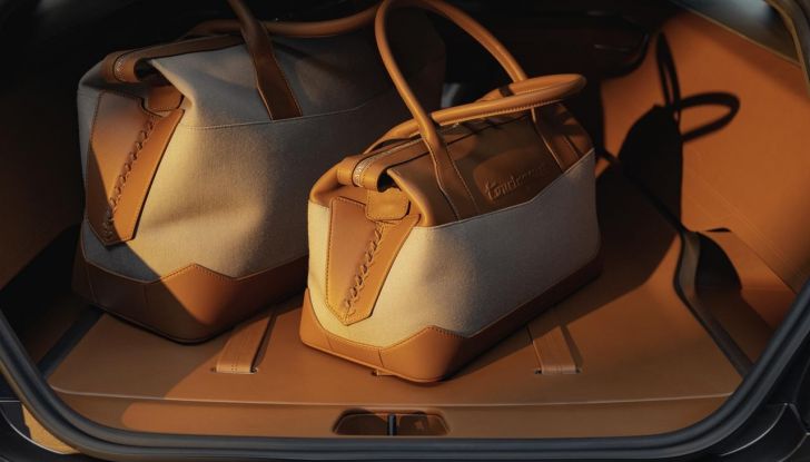 BMW Concept Touring Coupé: svelato l’ultimo progetto esclusivo del brand bavarese - Foto 35 di 63