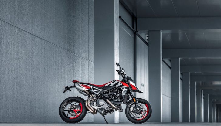 Ducati Hypermotard 950 RVE: ancora più divertente con la Graffiti Livery Evo - Foto 3 di 6
