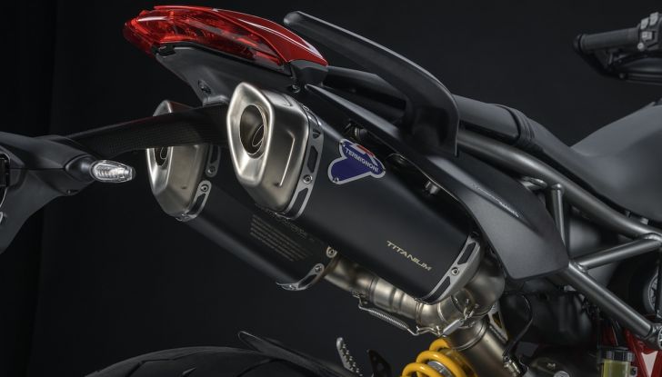 Ducati Hypermotard 950: stile ancora più dinamico grazie agli accessori Performance - Foto 1 di 8
