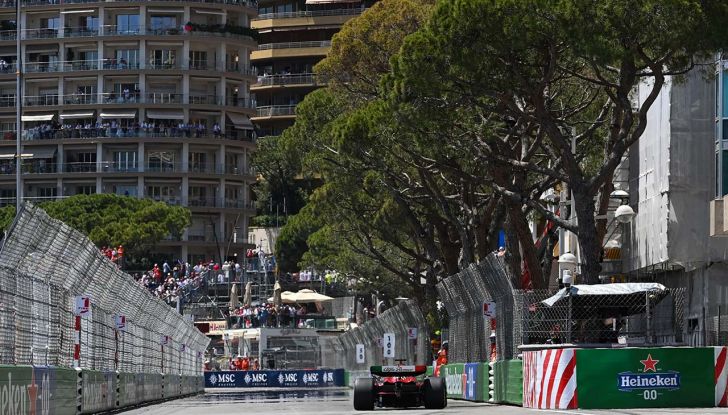 F1 2023, GP Monaco: la pioggia non ferma Verstappen, Alonso e Ocon sul podio - Foto 7 di 10