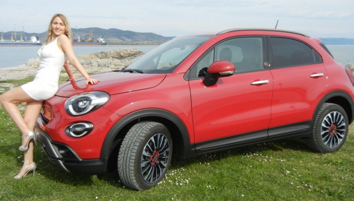Fiat 500X Hybrid Dolcevita RED, test drive e impressioni di guida - Foto 4 di 25