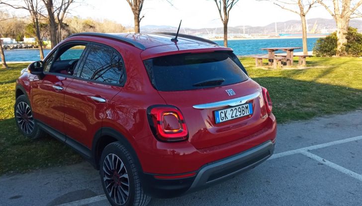 Fiat 500X Hybrid Dolcevita RED, test drive e impressioni di guida - Foto 13 di 25