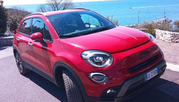 Fiat 500X Hybrid Dolcevita RED, test drive e impressioni di guida - Foto 16 di 25