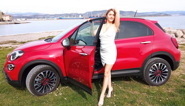 Fiat 500X Hybrid Dolcevita RED, test drive e impressioni di guida - Foto 1 di 25