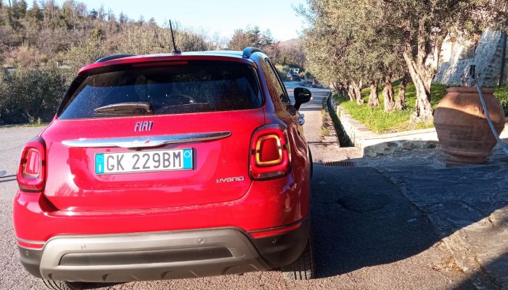 Fiat 500X Hybrid Dolcevita RED, test drive e impressioni di guida - Foto 7 di 25