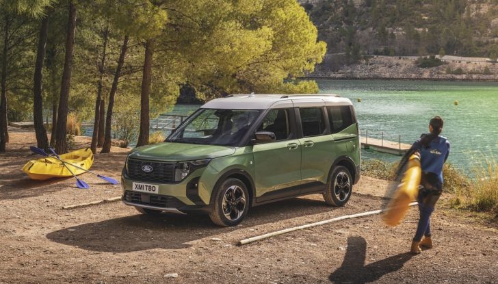 Ford E-Tourneo Courier 2024: debutta il nuovo multi-activity vehicle 100% elettrico - Foto 20 di 36