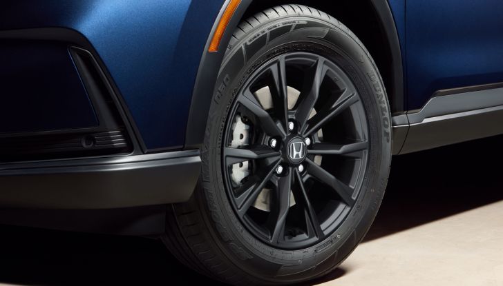 Honda CR-V 2024: il SUV si aggiorna con l’arrivo della sesta generazione - Foto 7 di 12