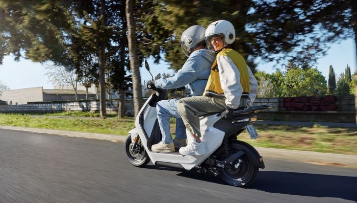 Honda EM1 e:, il nuovo e-scooter ora è acquistabile in Italia - Foto 4 di 10