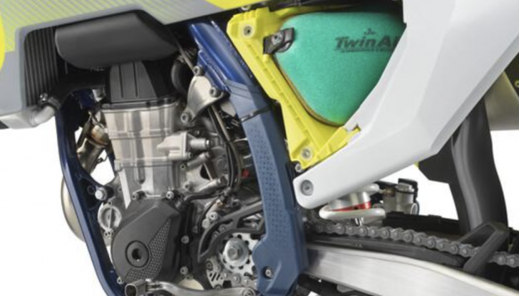 Husqvarna FS 450 MY 2024 caratteristiche e prezzo - Foto 4 di 4