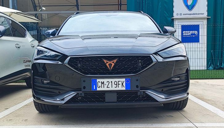 Cupra Leon 2023: prova su strada e consumi della hot-hatch ibrida - Foto 4 di 16
