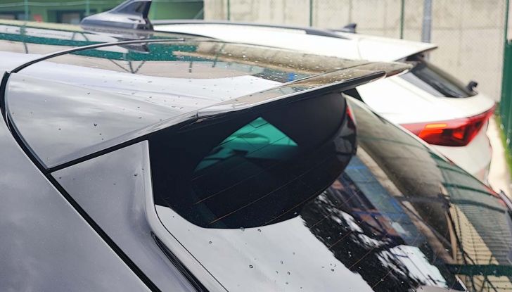 Cupra Leon 2023: prova su strada e consumi della hot-hatch ibrida - Foto 16 di 16