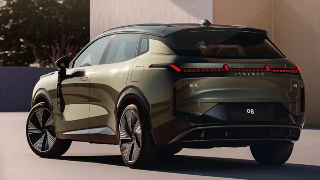 Lynk & Co 08