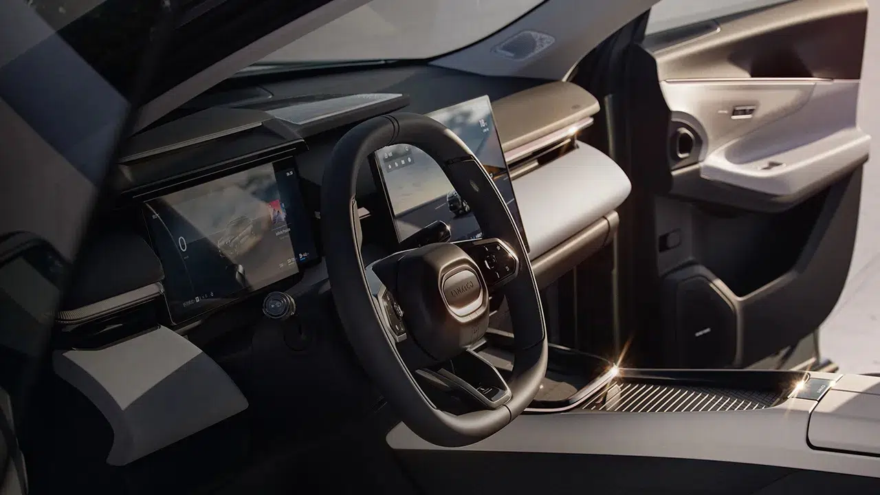 Lynk & Co 08